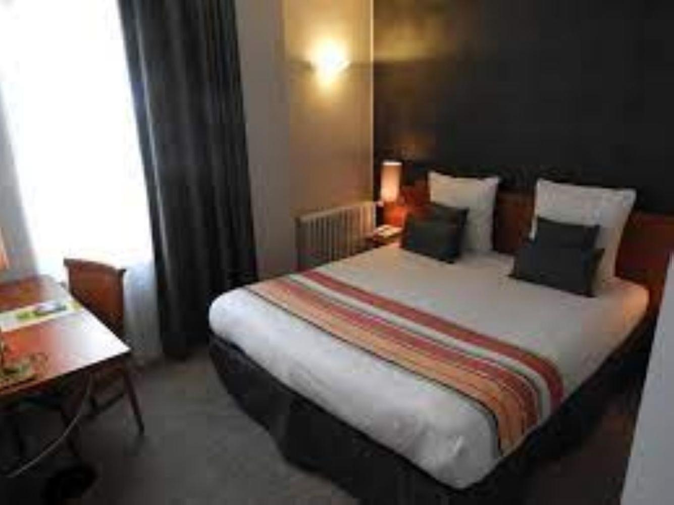Logis Hotel Le Pelican Vernantes Extérieur photo